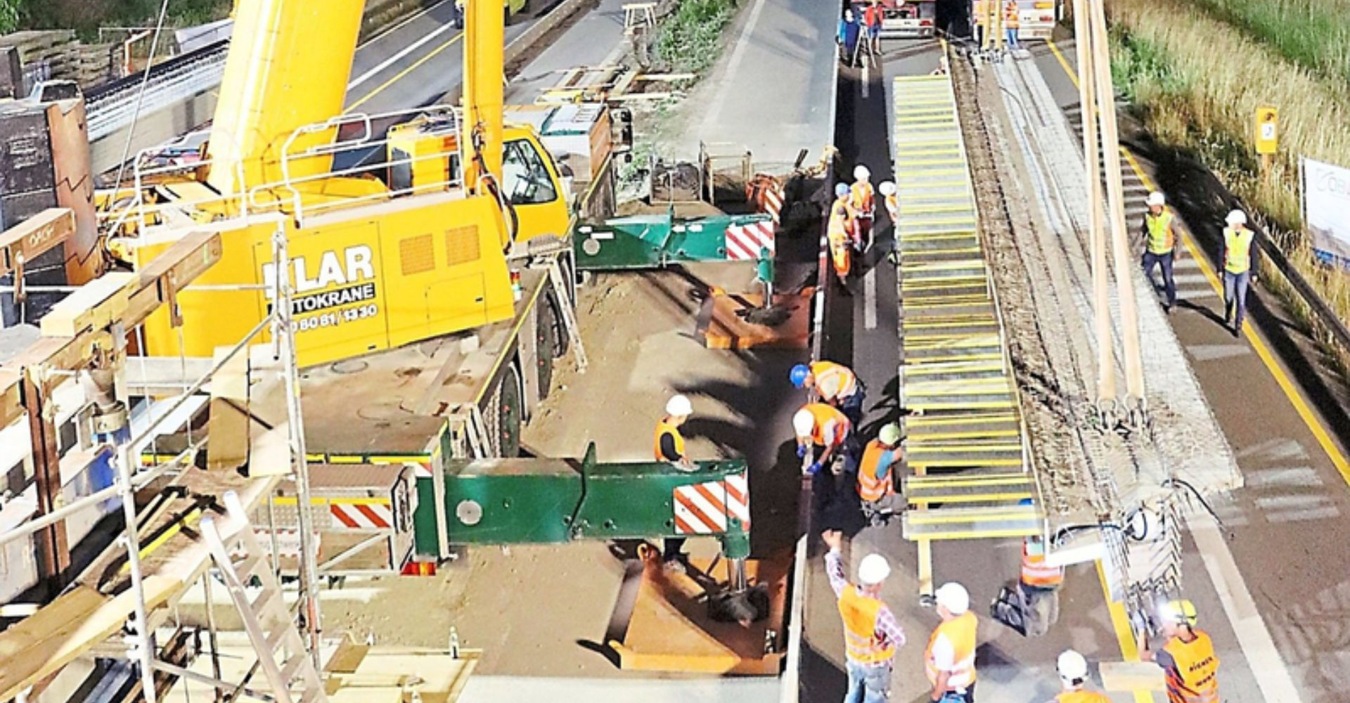 In der Nacht auf Sonntag herrschte auf der Baustelle auf der A 92 ein reges Treiben.