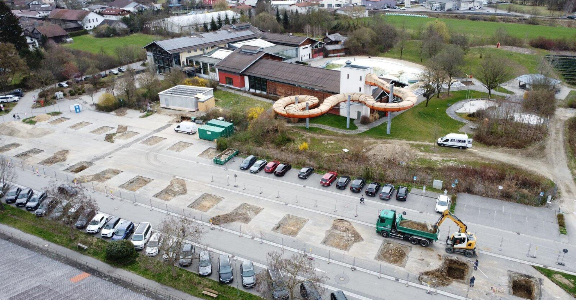 Blick auf die Baustelle beim Aqacur-Parkplatz. -Foto: Jürgen Hirtreiter Blick auf die Baustelle beim Aqacur-Parkplatz. -Foto: Jürgen Hirtreiter