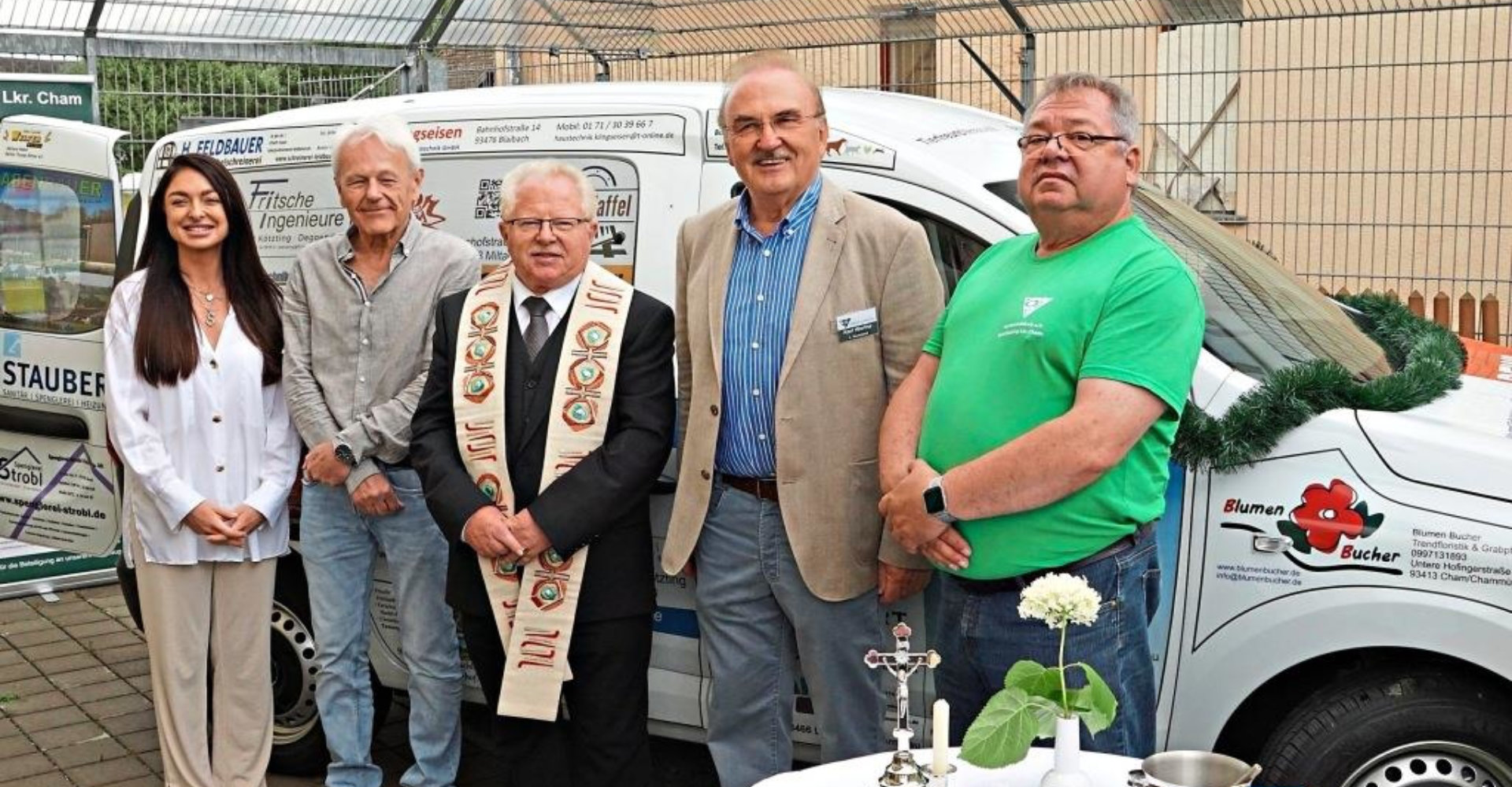 Sophie Brunner, Josef Ruhmannseder (HEJO Marketing), Monsignore Augustin Sperl, 1. Vorsitzender Karl Wartha und 2. Vorsitzender Gerhard Kugler Foto: Feiler Sophie Brunner, Josef Ruhmannseder (HEJO Marketing), Monsignore Augustin Sperl, 1. Vorsitzender Karl Wartha und 2. Vorsitzender Gerhard Kugler Foto: Feiler